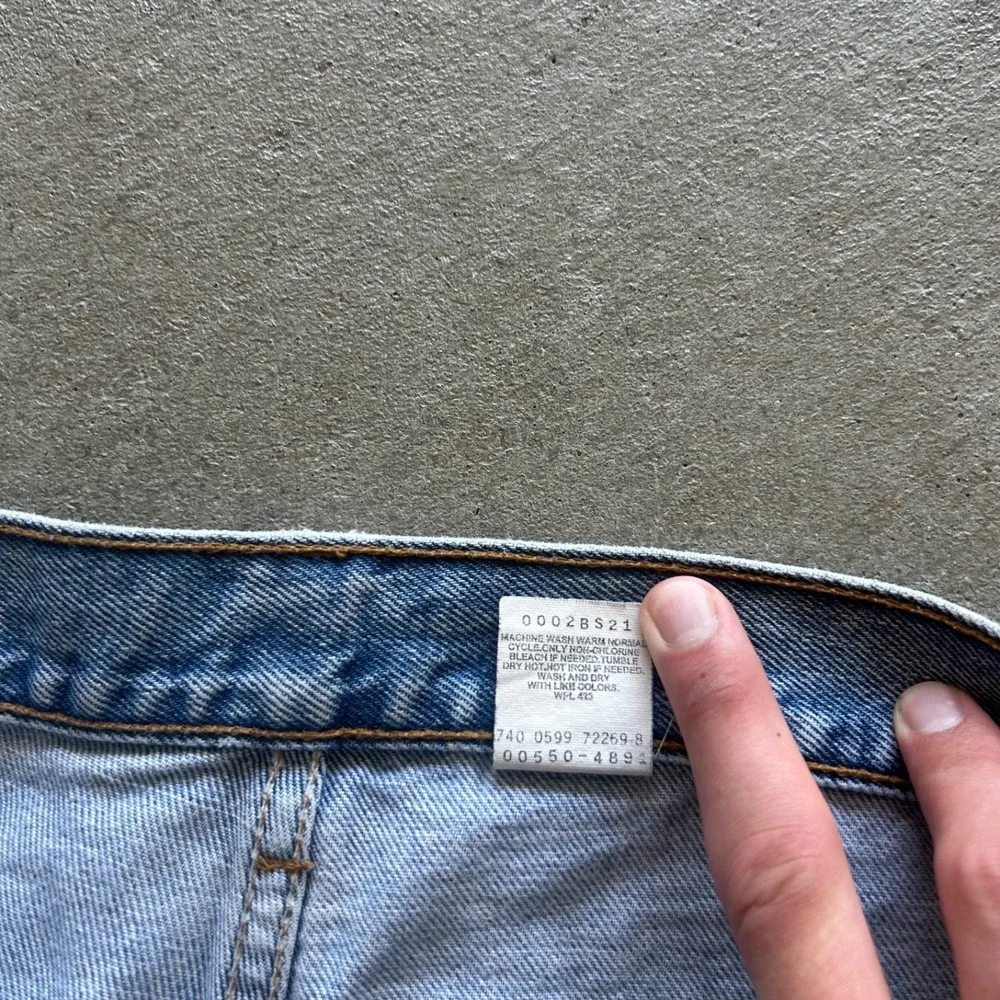 Vintage 90s Levis 550 Jeans Size 38x30 Blue Light Denim Relaxed Fit Straight Leg
